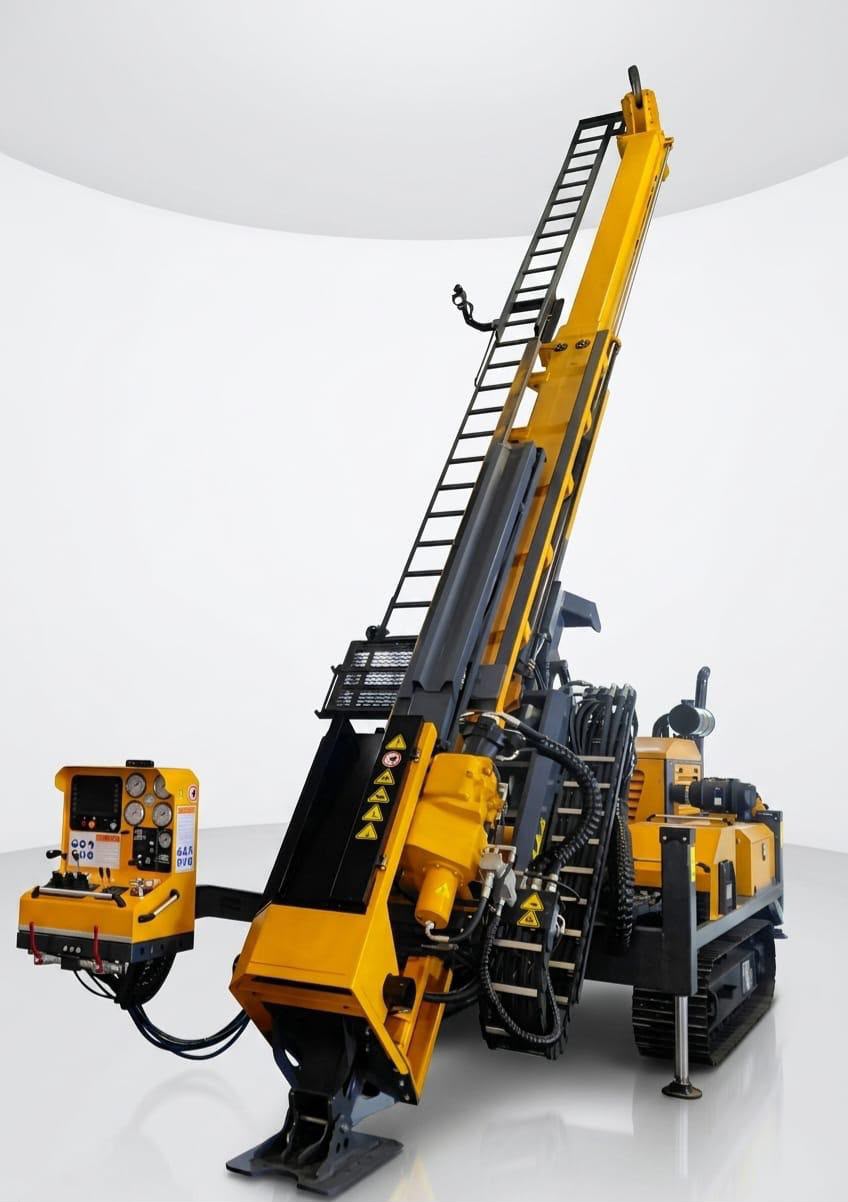 Tracked hydraulic drilling rig — industrial drilling machine supplied via the mining & equipment desk